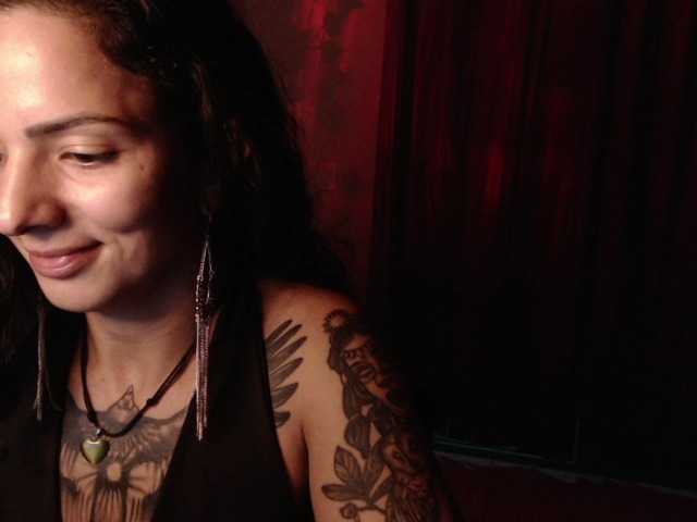 LatinTupi live cam on BongaCams