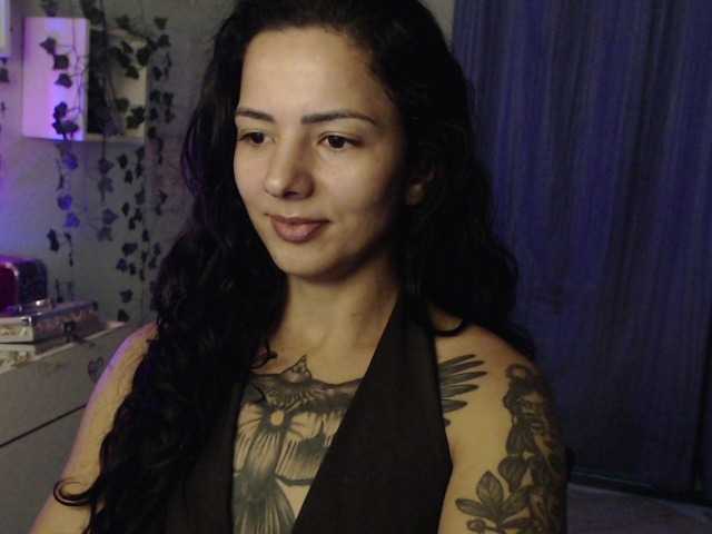 LatinTupi live cam on BongaCams