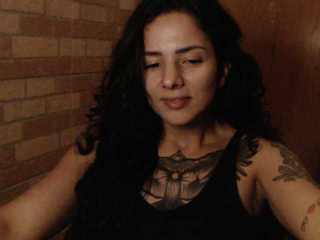 LatinTupi live cam preview