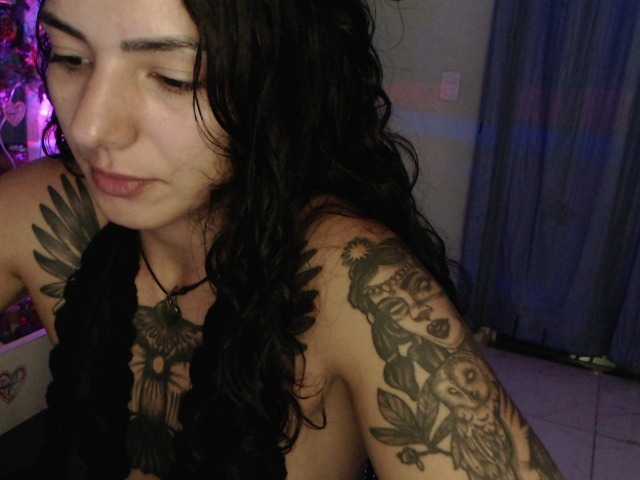 LatinTupi live webcam show