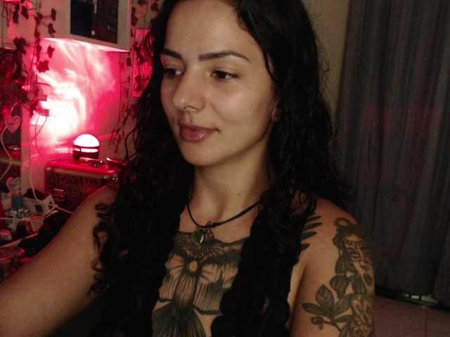 LatinTupi live webcam show