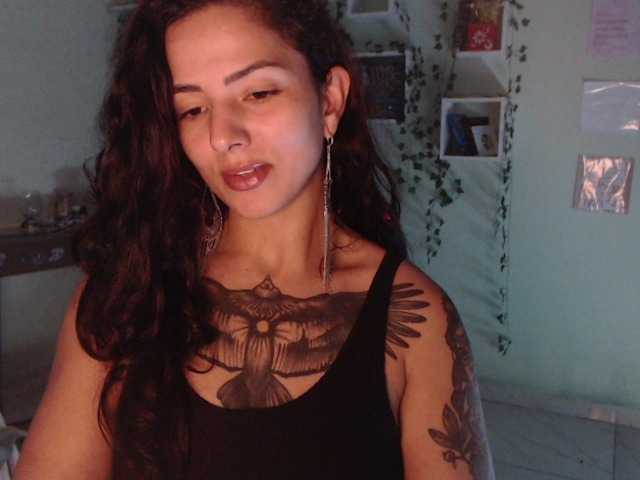 LatinTupi live cam on BongaCams