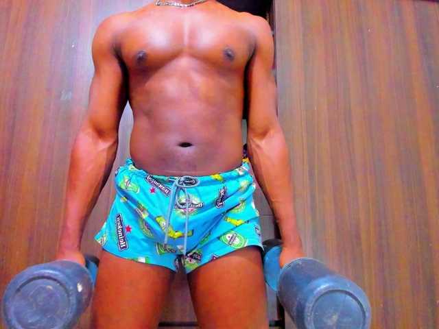 dreamastercum live cam on BongaCams