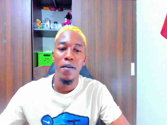 dreamastercum Live Webcam on BongaCams