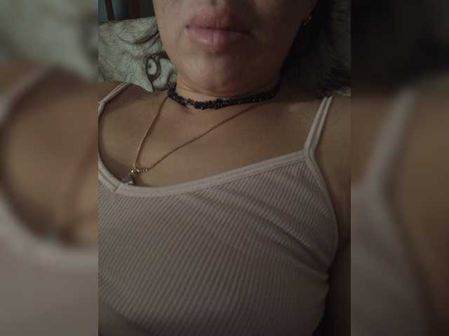DiVona live cam on BongaCams