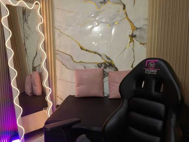 Lexy-tay live cam on BongaCams