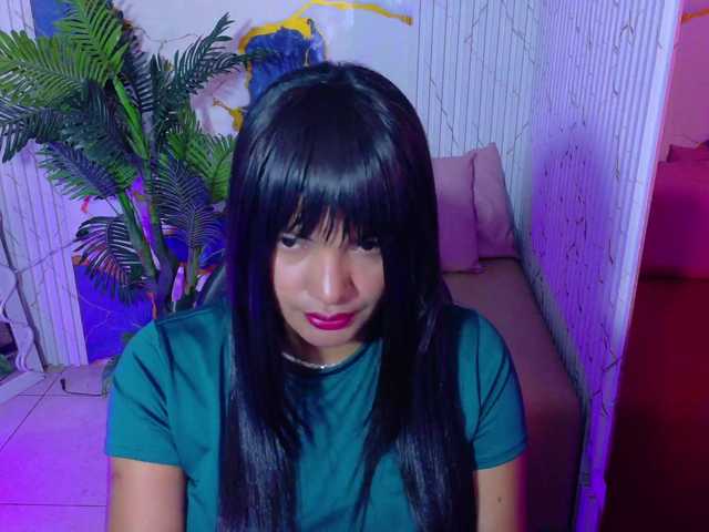 Lexy-tay live webcam show