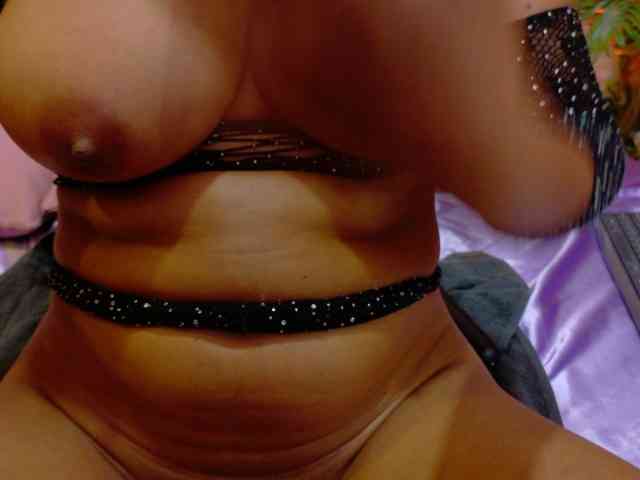 Lexy-tay webcam