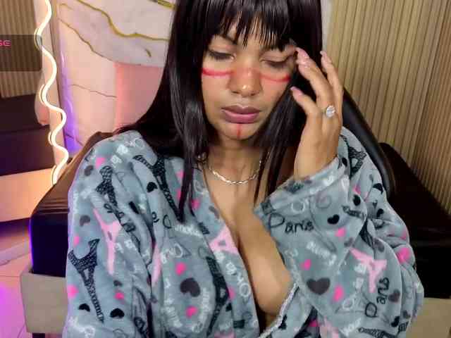 Lexy-tay webcam