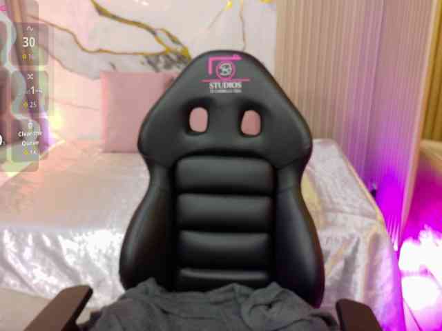 Lexy-tay webcam