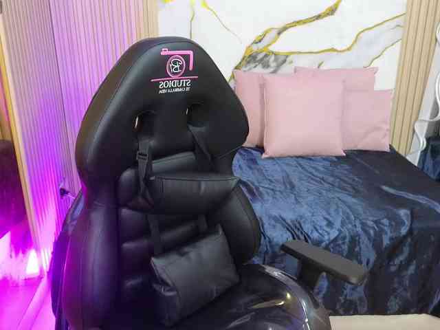 Lexy-tay webcam
