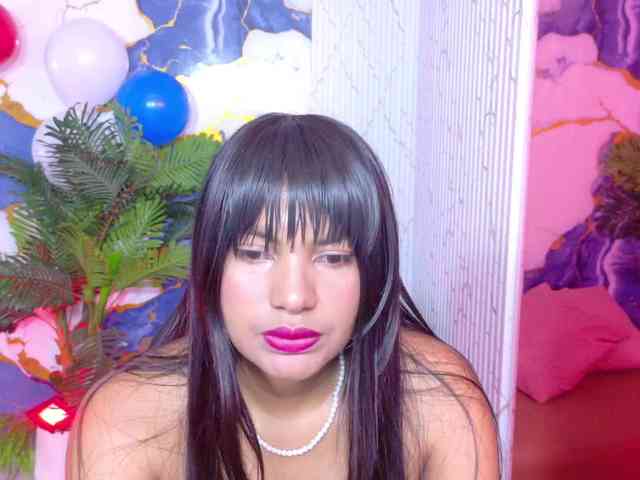 Lexy-tay webcam
