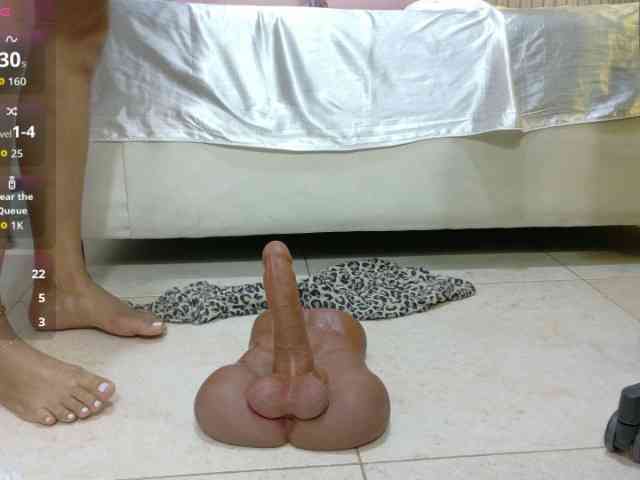 Lexy-tay webcam