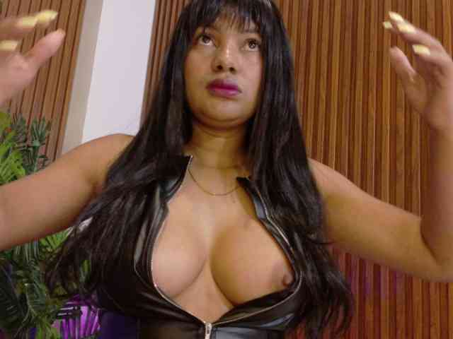 Lexy-tay webcam