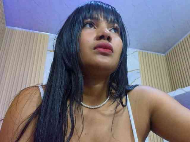 Lexy-tay webcam