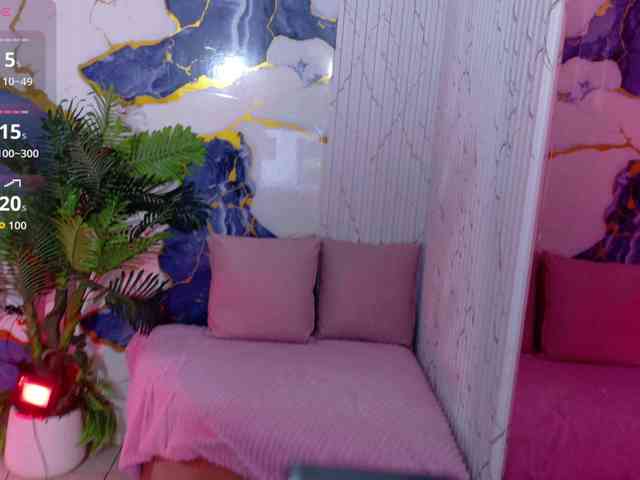 Lexy-tay webcam