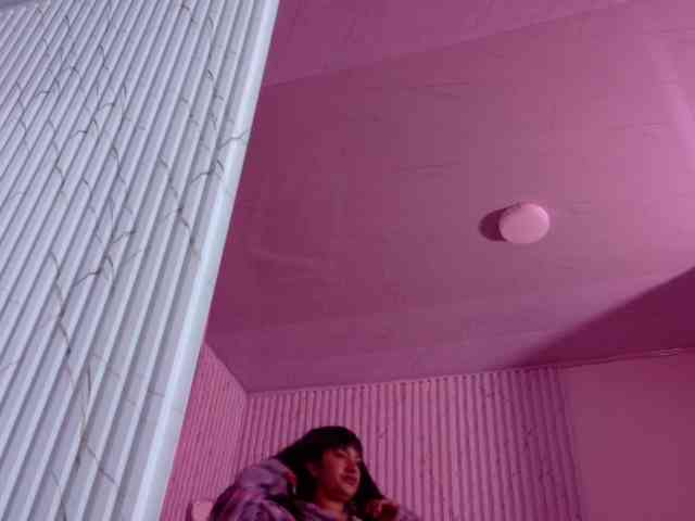 Lexy-tay webcam