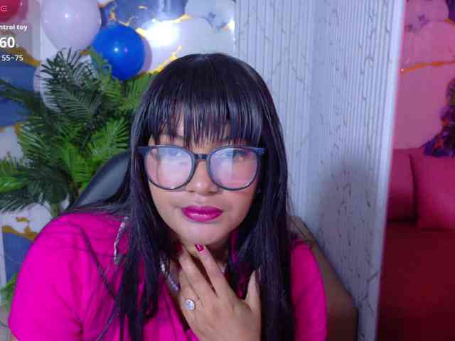 Lexy-tay webcam