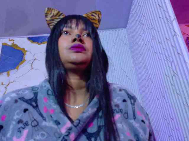 Lexy-tay webcam