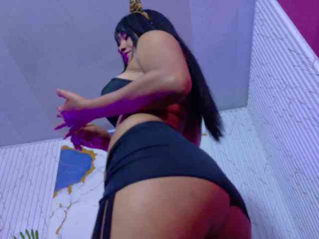 Lexy-tay webcam