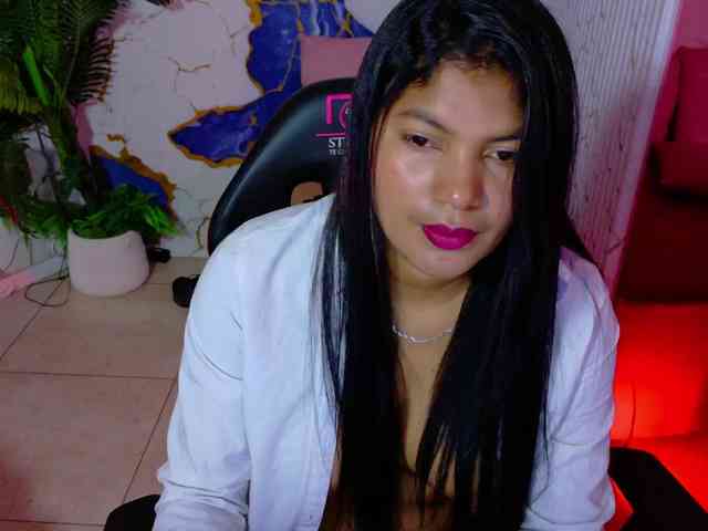 Lexy-tay webcam