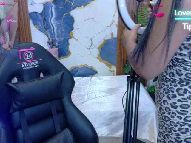 Lexy-tay webcam