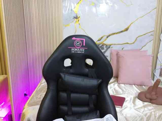 Lexy-tay webcam