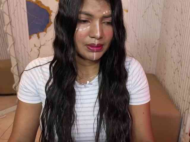 Lexy-tay webcam