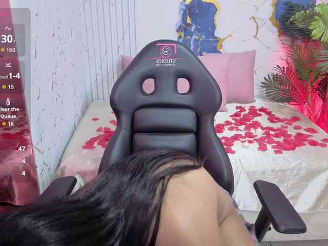 Lexy-tay webcam