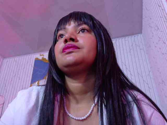 Lexy-tay webcam