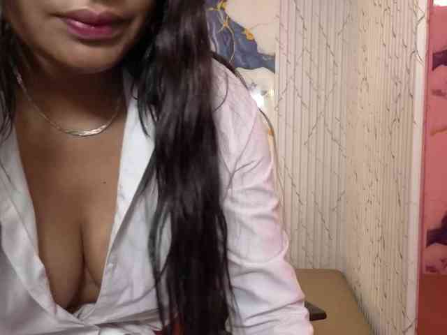 Lexy-tay webcam