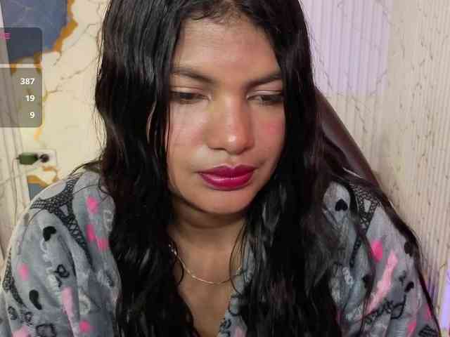 Lexy-tay webcam