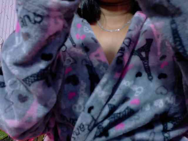 Lexy-tay webcam