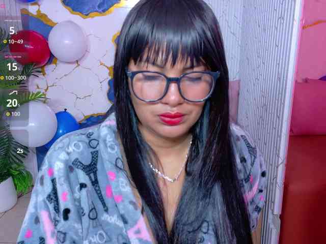 Lexy-tay webcam