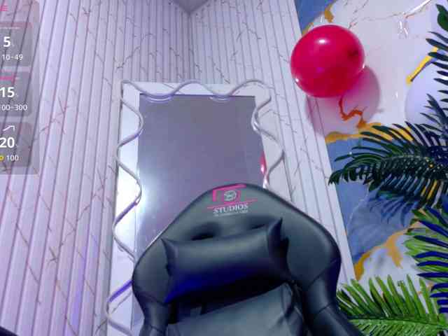 Lexy-tay webcam