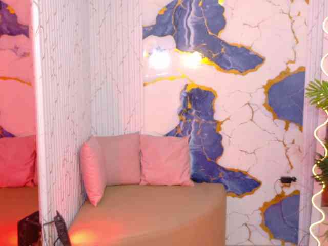 Lexy-tay webcam