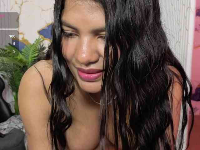 Lexy-tay webcam