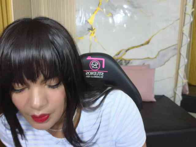 Lexy-tay webcam