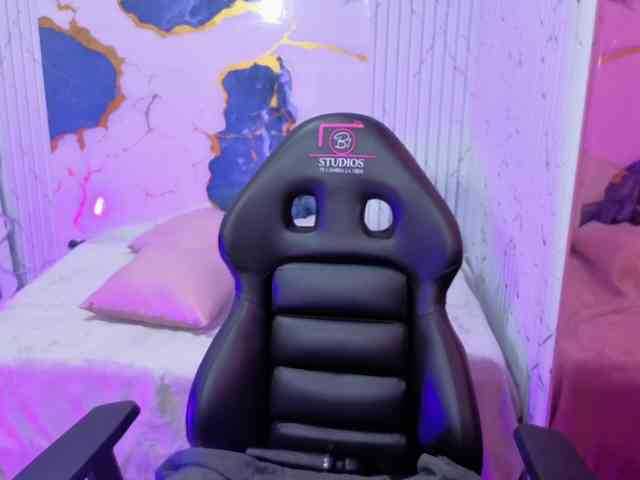 Lexy-tay webcam