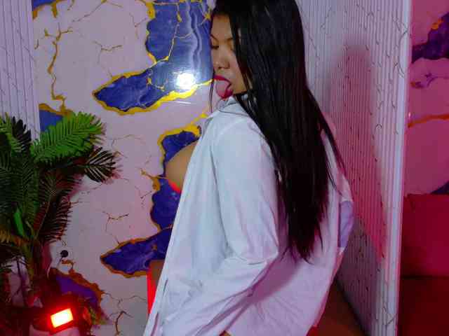 Lexy-tay webcam