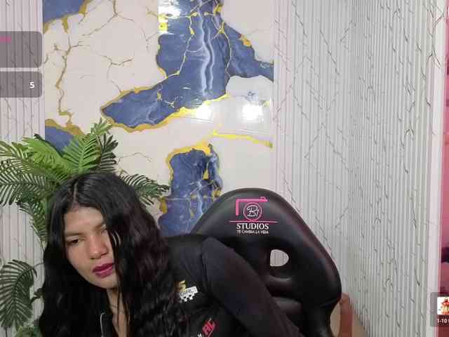 Lexy-tay webcam