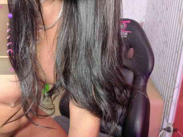 Lexy-tay webcam