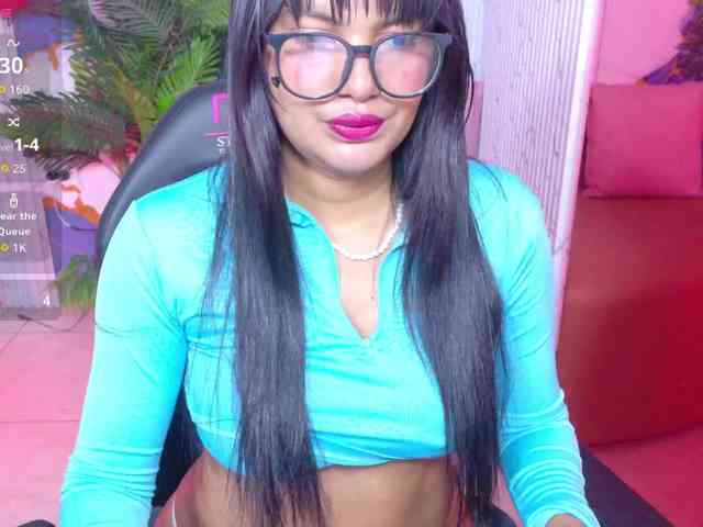 Modelo: Lexy-tay