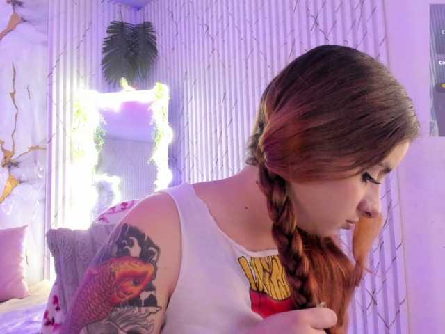 Naomy-tay1 live webcam show