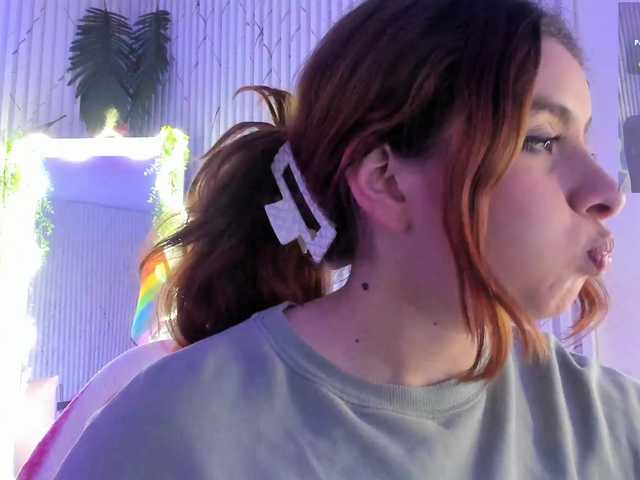 Naomy-tay1 live cam on BongaCams