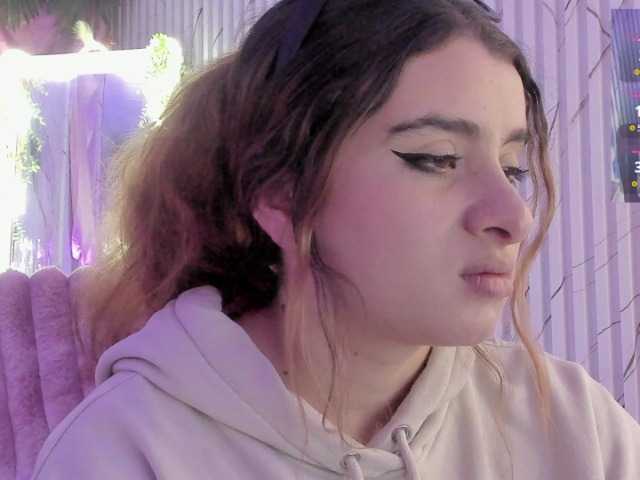 Naomy-tay1