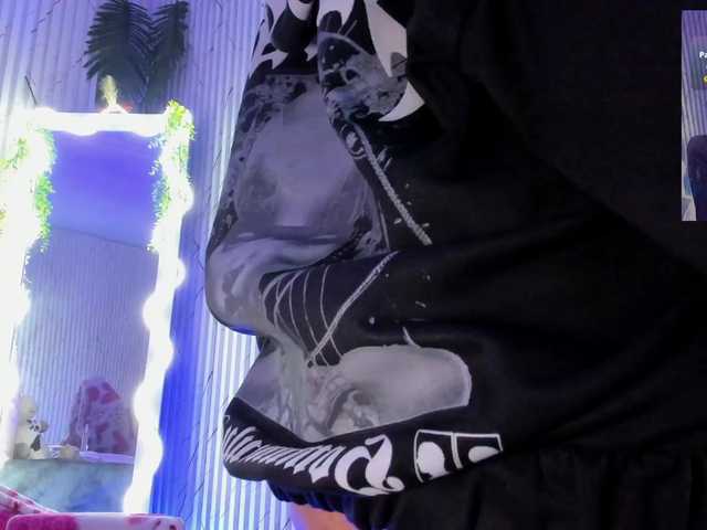 Naomy-tay1 live cam on BongaCams