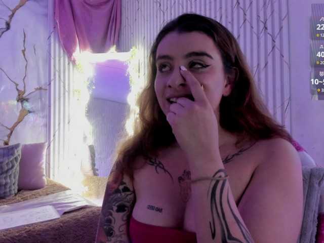 Naomy-tay1