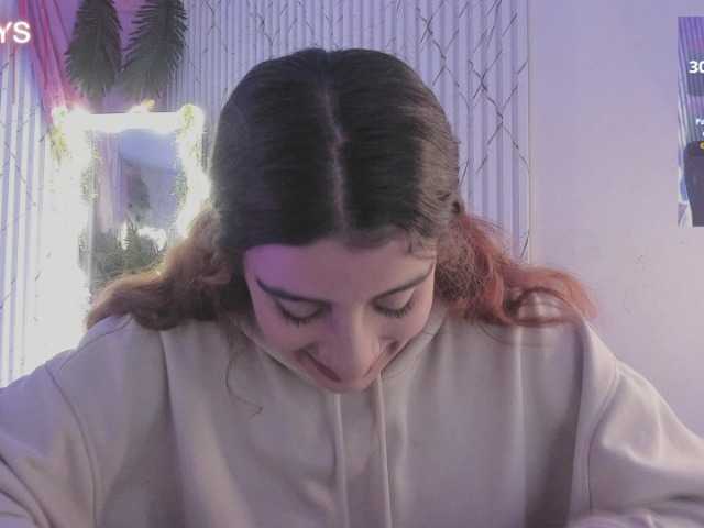 Naomy-tay1