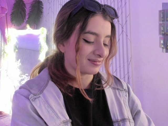 Naomy-tay1